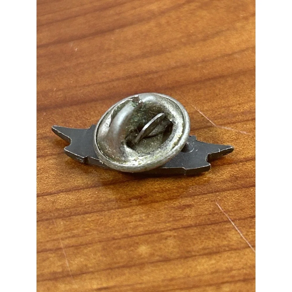 NASCAR INTERNATIONAL LOGO PEWTER STYLE NASCAR RACING HAT PIN